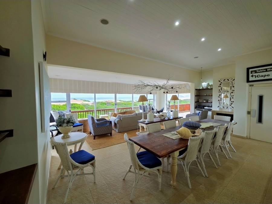5 Bedroom Property for Sale in Oyster Bay Eastern Cape